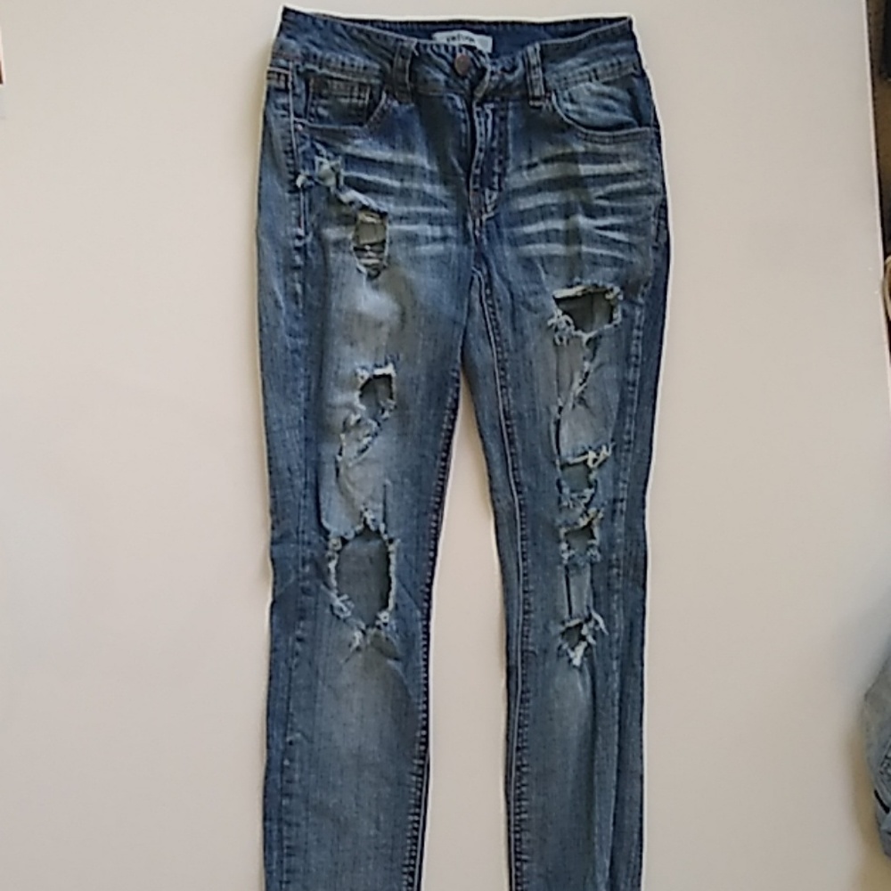 Refuge ripped jeans